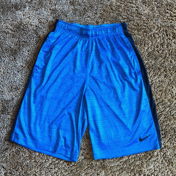 Men’s Nike Basketball Shorts - Picture 1 of 3